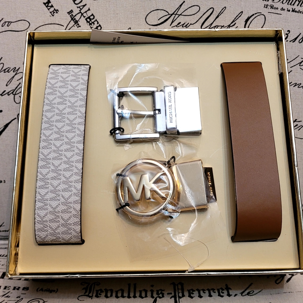Michael Kors Reversible Belt Set